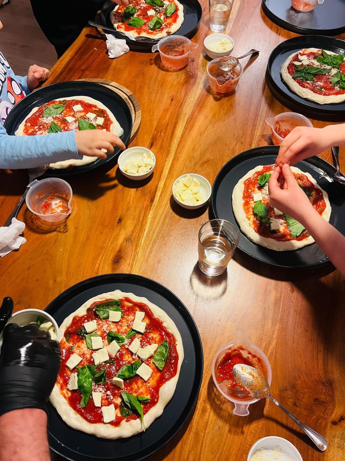 Workshop de pizza artizanală pentru copii - 3 copii
